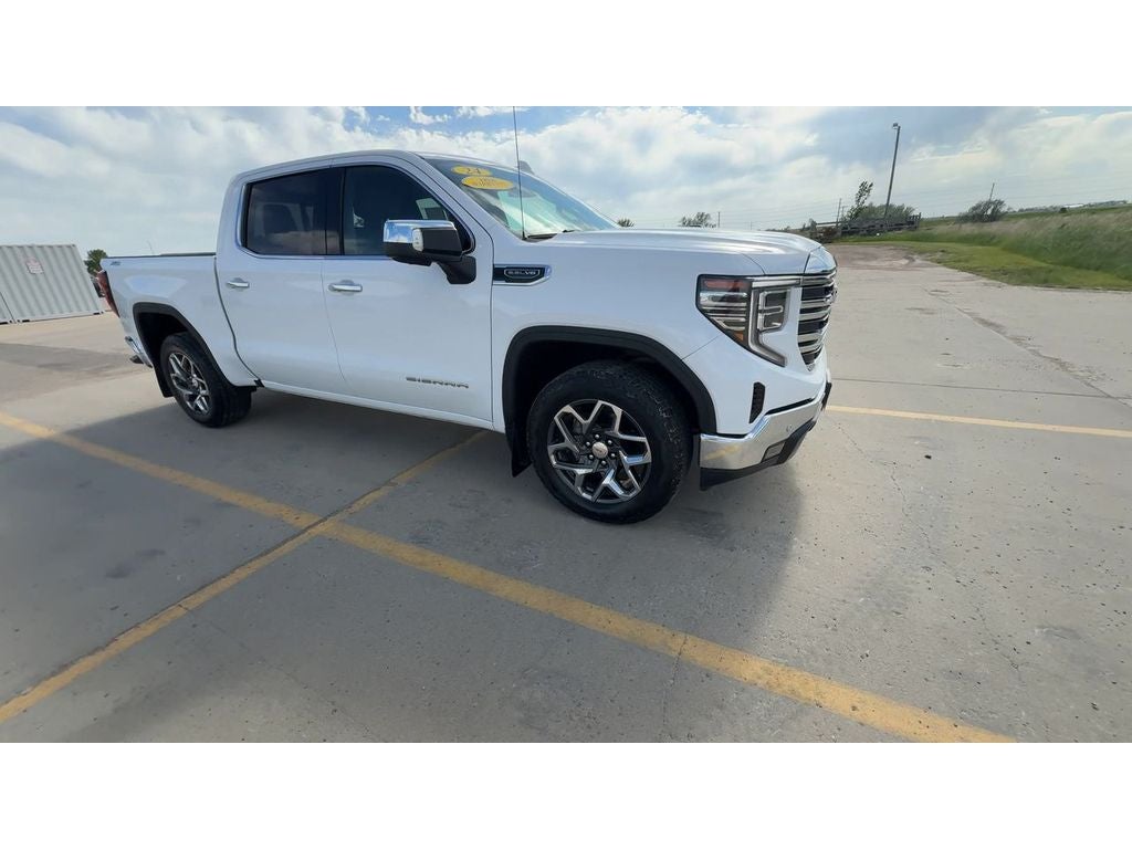 gmc sierra 1500 2024 3GTUUDED7RG126969 image